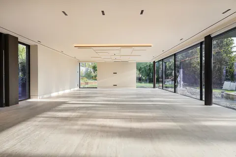 Luxury Villa Panoramic View with spectacular swimming pool, 6 bedrooms in Barcelona New for sale For Super Rich