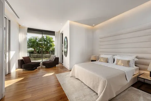 Luxury Villa Sea views of Gibraltar and Mediterranean Golf course, 6 bedrooms in Benahavis - Marbella top for sale For Super Rich
