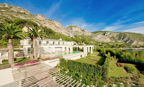 Luxury Villa Sea View 2 swimming pools, tennis court, 11 bedrooms in Eze