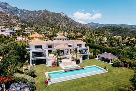 Modern Villa Toccata open panoramic sea views, 7 bedrooms in  Golden Mile - Marbella