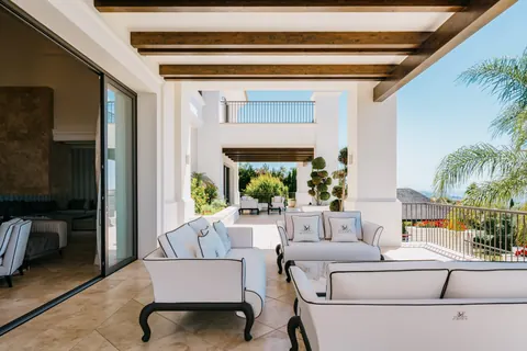 Modern Villa Toccata open panoramic sea views, 7 bedrooms in  Golden Mile - Marbella luxury for sale For Super Rich