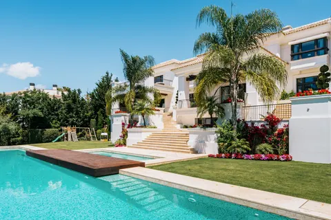 Modern Villa Toccata open panoramic sea views, 7 bedrooms in  Golden Mile - Marbella available for sale For Super Rich