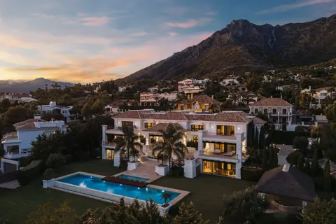 Modern Villa Toccata open panoramic sea views, 7 bedrooms in  Golden Mile - Marbella ads for sale For Super Rich