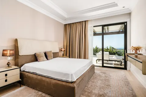 Modern Villa Toccata open panoramic sea views, 7 bedrooms in  Golden Mile - Marbella value for sale For Super Rich