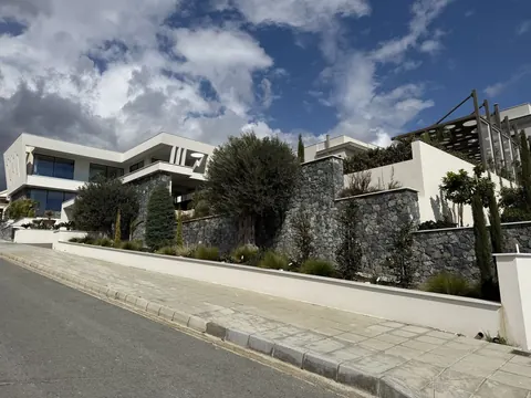Luxury Villa Panoramic View of sea and mountain, 7 bedrooms in Limassol / Germasogia value for sale For Super Rich