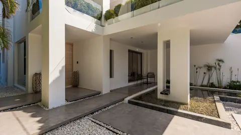 Contemporary Villa Sea View gym, sauna, jacuzzi, 4 bedrooms in Marbella COSTA-00569P for sale For Super Rich