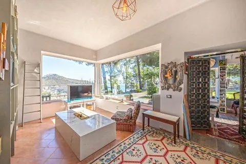 Elegant Villa Panoramic View Walking Distance of The Waterfront, 8 bedrooms in Monte Argentario - Tuscany top for sale For Super Rich