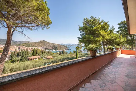 Elegant Villa Panoramic View Walking Distance of The Waterfront, 8 bedrooms in Monte Argentario - Tuscany exclusive for sale For Super Rich