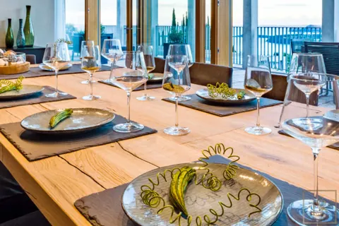 Luxury Villa 5-Stars Resort SPA & Wellness area, 4 bedrooms in Lake Garda real estate for sale For Super Rich