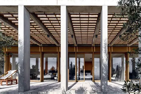 Architectural Villa Awarded ArchiStar private SPA, Fitness & sauna, 4 bedrooms in Lake Garda real estate for sale For Super Rich