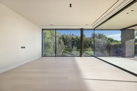 Luxury Villa Panoramic View on Pearson Avenue, Pedralbes, 6 bedrooms in Barcelona deal for sale For Super Rich