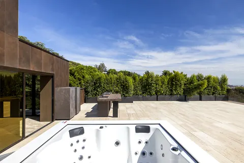 Luxury Villa Panoramic View on Pearson Avenue, Pedralbes, 6 bedrooms in Barcelona prix for sale For Super Rich
