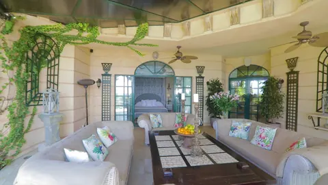 Luxury House waterfront  Guests: Royal families, Presidents, Film and Pop Stars, 9 bedrooms in Mijas Costa - Marbella search for sale For Super Rich