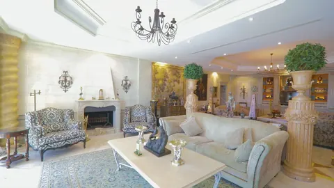 Luxury House waterfront  Guests: Royal families, Presidents, Film and Pop Stars, 9 bedrooms in Mijas Costa - Marbella available for sale For Super Rich
