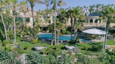 Luxury House waterfront  Guests: Royal families, Presidents, Film and Pop Stars, 9 bedrooms in Mijas Costa - Marbella Used for sale For Super Rich