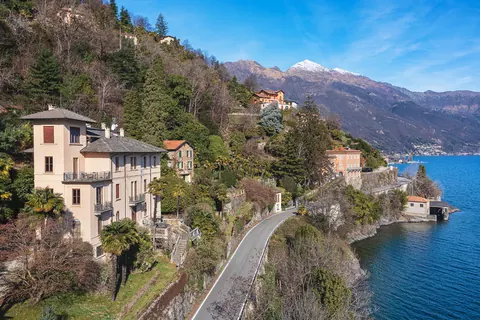 Premium Villa breathtaking views of the Lombard shore Terrace overlooking the lake, 12 bedrooms in Oggebbio 0380 for sale For Super Rich