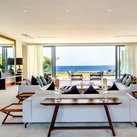 Luxury Villa Seafront & Private beach Salt water infinity pool & jacuzzi, 6 bedrooms in Casa de Campo real estate for sale For Super Rich