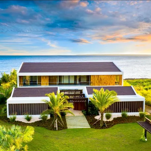 Luxury Villa Seafront & Private beach Salt water infinity pool & jacuzzi, 6 bedrooms in Casa de Campo