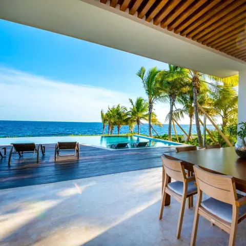 Luxury Villa Seafront & Private beach Salt water infinity pool & jacuzzi, 6 bedrooms in Casa de Campo 6BDR -7.5 B. CASA DE CAMPO for sale For Super Rich