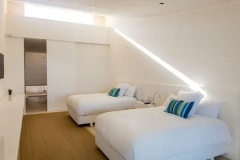 Luxury Villa Seafront & Private beach Salt water infinity pool & jacuzzi, 6 bedrooms in Casa de Campo deal for sale For Super Rich