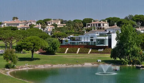 Premium Villa Golf View infinity pool with cascading water, 5 bedrooms in Algarve