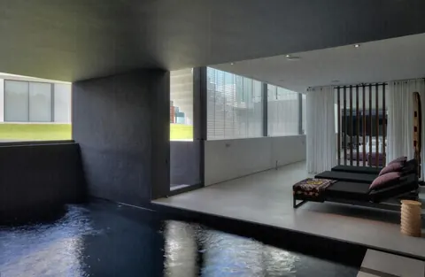 Premium Villa Golf View infinity pool with cascading water, 5 bedrooms in Algarve best for sale For Super Rich