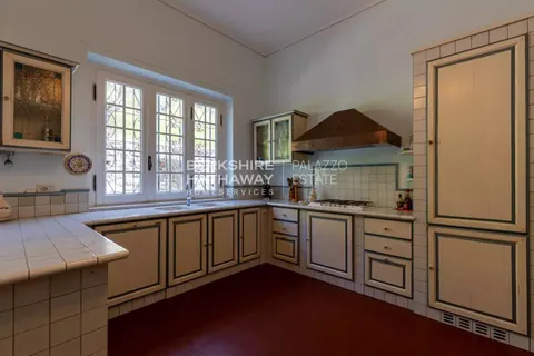 Colonial-style House Panoramic View 10-hectare park, 6 bedrooms in Massarosa photos for sale For Super Rich