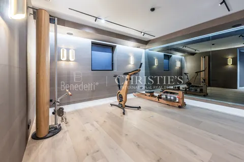 Luxury Chalet Panoramic View Mountain View, 4 bedrooms in Kitzbühel image for sale For Super Rich Luxury Chalet Panoramic View Mountain View, 4 bedrooms in Kitzbühel image for sale For Super Rich