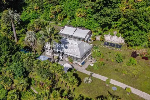 Century 19th Villa Ada Troubetzkoy, Coming soon bedrooms in Ghiffa - Lake Maggiore photos for sale For Super Rich
