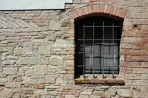 Country Ranch/Farm  vineyard with adjoining cellar, 23 bedrooms in Castelfiorentino price for sale For Super Rich