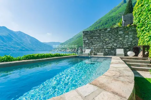 Century 17th House Panoramic view, swimming pool and pier, 16 bedrooms in Brienno - Lake Como buy for sale For Super Rich