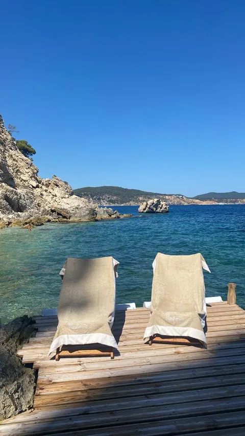 Premium Villa Beach Front with access to the private beach, 6 bedrooms in Ibiza best for sale For Super Rich Premium Villa Beach Front with access to the private beach, 6 bedrooms in Ibiza best for sale For Super Rich