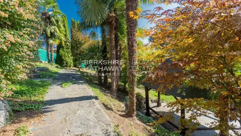 Elegant Villa Panoramic View swimming pool and jacuzzi, 8 bedrooms in Como ads for sale For Super Rich