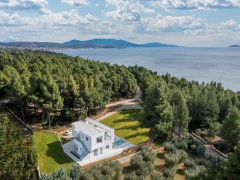 Modern Villa Panoramic View of sea and the forest, 4 bedrooms in Halkidiki