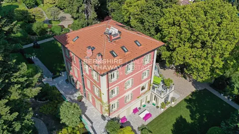 Luxury Villa Lake View  indoor and outdoor swimming pool, 11 bedrooms in Tremezzina - Lake Como ILO2911 for sale For Super Rich