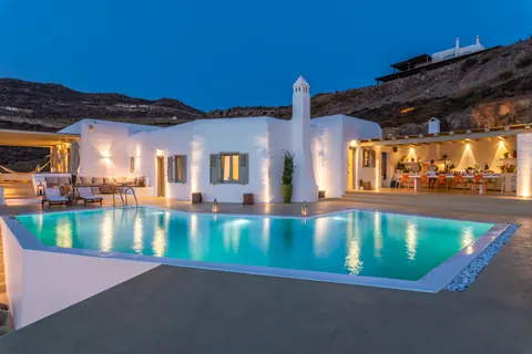 Luxury Villa Mariposa panoramic views of Aegean blue, 8 bedrooms in Mykonos