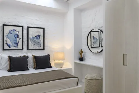 Elegant Villa Breathtaking panoramic sea views Pool, BBQ, Jacuzzi, terraces, 8 bedrooms in Mykonos unique for sale For Super Rich