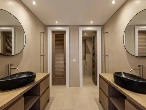 Architectural Villa Sea View, breathtaking natural beauty, 6 bedrooms in Paros exclusive for sale For Super Rich