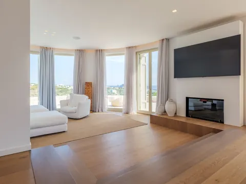 Architectural Villa Sea View, breathtaking natural beauty, 6 bedrooms in Paros property for sale For Super Rich