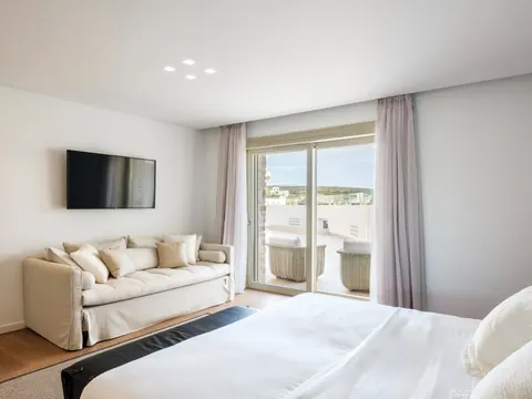 Architectural Villa Sea View, breathtaking natural beauty, 6 bedrooms in Paros top for sale For Super Rich