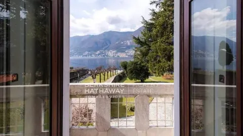 Historic Villa Lake View, 6 bedrooms in Faggeto Lario - Lake Como