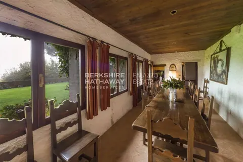 Venetian Villa Panoramic View on the hills, 10 bedrooms in Conegliano - Veneto real estate for sale For Super Rich