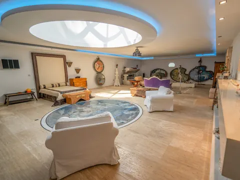 Luxury Villa Beach Front Sea View, 5 bedrooms in Halkidiki Classified ads for sale For Super Rich Luxury Villa Beach Front Sea View, 5 bedrooms in Halkidiki Classified ads for sale For Super Rich