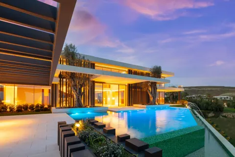 Architectural House Breathtaking views Mediterranean Sea & Golf Saltwater pool, 12 bedrooms in Los Flamingos - Marbella 85632 for sale For Super Rich