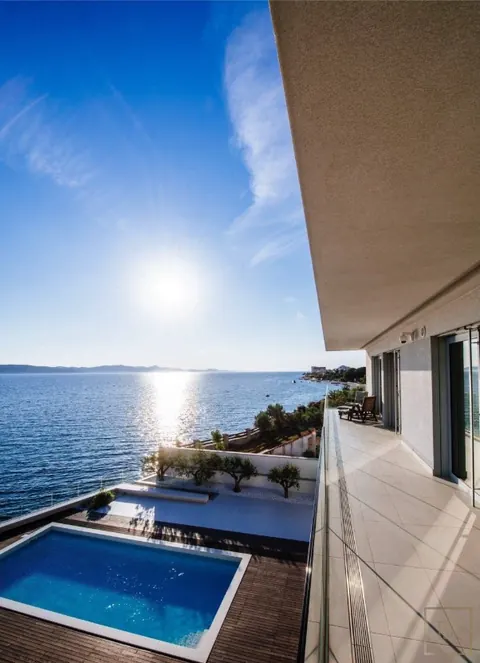 Premium Villa Beach Front private exit to the sea and beach, 6 bedrooms in Zadar top for sale For Super Rich