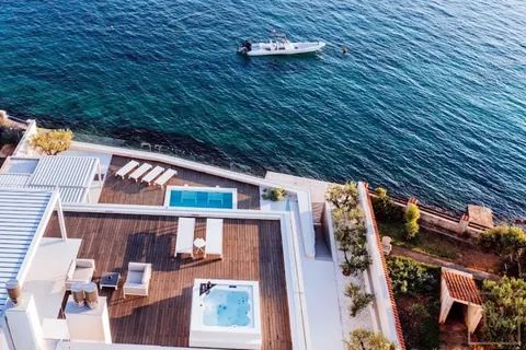 Premium Villa Beach Front private exit to the sea and beach, 6 bedrooms in Zadar Classified ads for sale For Super Rich