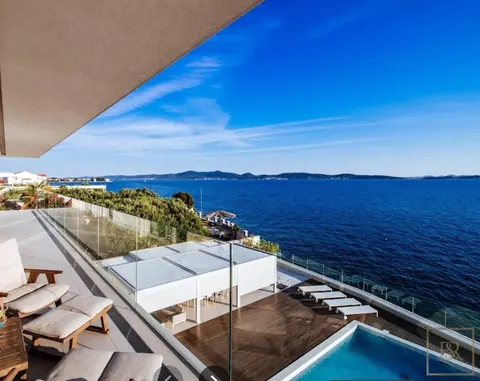 Premium Villa Beach Front private exit to the sea and beach, 6 bedrooms in Zadar New for sale For Super Rich