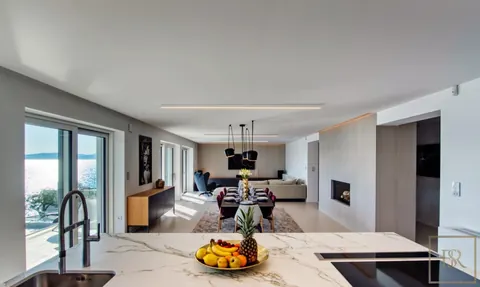 Premium Villa Beach Front private exit to the sea and beach, 6 bedrooms in Zadar image for sale For Super Rich