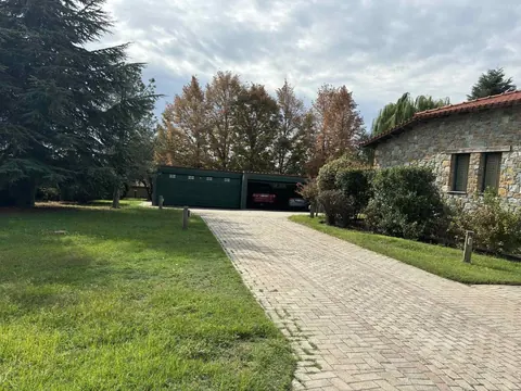 Country Villa Panoramic View, 6 bedrooms in Thessaloniki property for sale For Super Rich