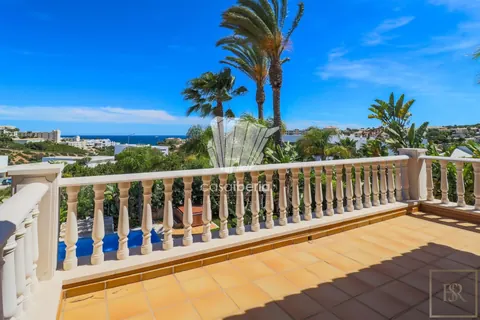 Premium Villa Fantastic view outdoor, Indoor pool & jacuzzi, 3 bedrooms in Porto de Mós - Lagos - Faro - Lagos top for sale For Super Rich